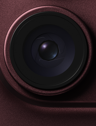 Main camera variable aperture lens featured on iPhone 18 Pro in Burgundy